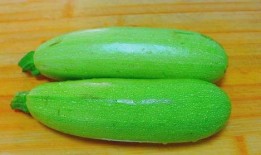 吃瓜不吐子来年,来年笑谈风云录