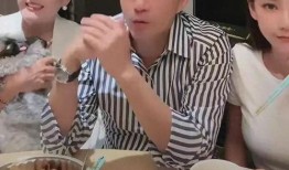 边吃瓜边吃饭,轻松享受美食与娱乐的双重盛宴