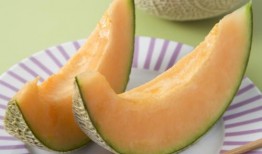 哈密瓜可以烧熟吃,烧熟后别有风味