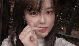 吃瓜大姐姐在线,笑料百出，揭秘娱乐圈幕后故事