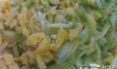 儿童吃葫芦瓜炒鸡蛋,儿童营养美味佳肴