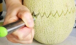 吃完螃蟹可以吃哈密瓜吗,美味搭配的饮食新主张