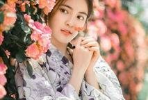 和服女孩吃瓜在哪看