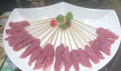 羊吃瓜壳子好吗,羊吃瓜壳子的营养价值与适宜性探讨