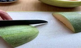播放哈密瓜的吃法怎么吃,解锁夏日清新口感