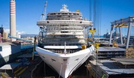 吃瓜船实景,一场别开生面的海上实景之旅