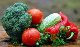 梦见吃臭赖瓜,揭秘吃臭赖瓜的神秘寓意