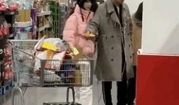 带你吃瓜逛超市视频,体验趣味购物之旅