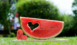 吃瓜壁纸图,揭秘吃瓜壁纸背后的趣味世界