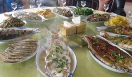 胖头鱼吃瓜,一场趣味横生的夏日盛宴